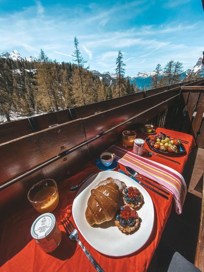 Una Perla A Cortina Кортина д'Ампецо Екстериор снимка