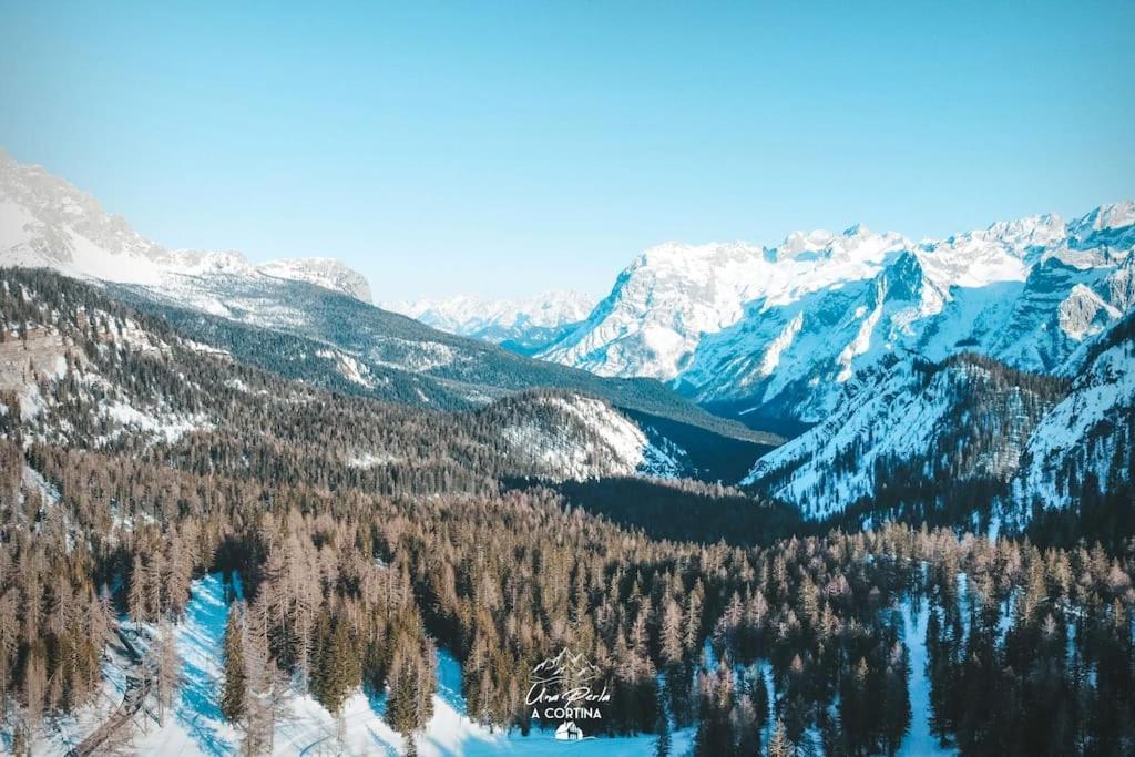 Una Perla A Cortina Кортина д'Ампецо Екстериор снимка